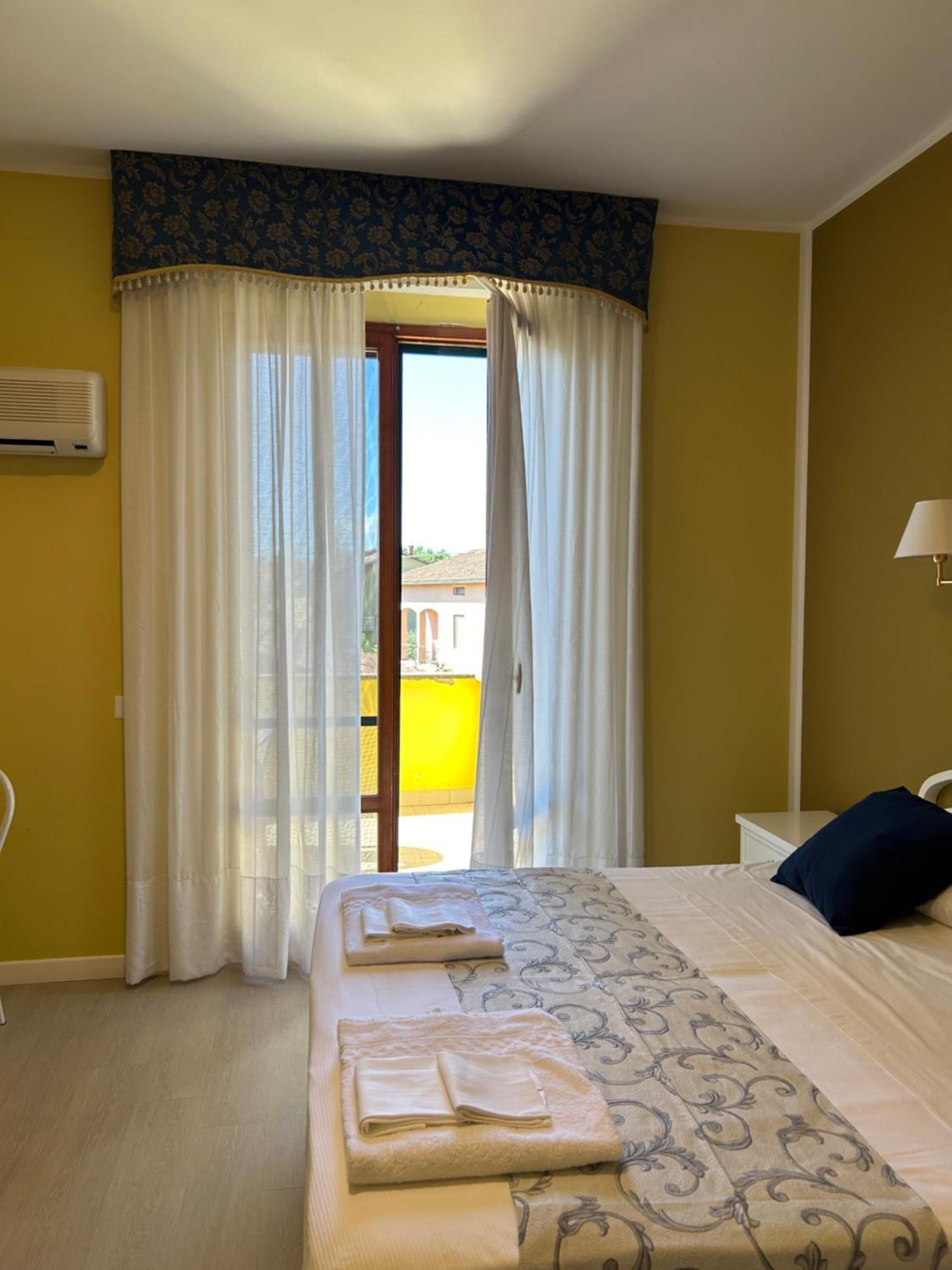 Hotel Duca Della Corgna Castiglione del Lago Bagian luar foto